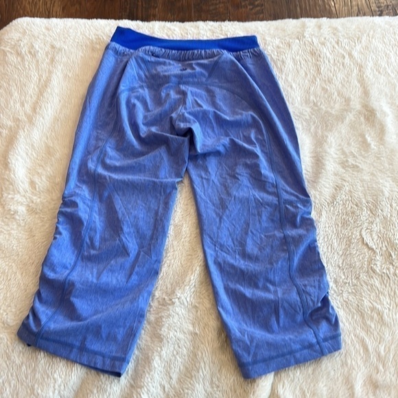 ATHLETA Cobalt Blue Allegro Drawstring Rushed Capri Pants Size 2 ? - Picture 6 of 12